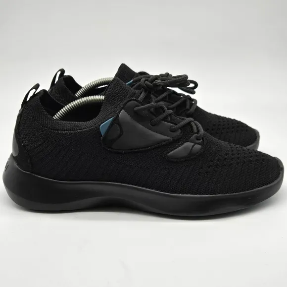 Vessi Everyday Move Womens Black Waterproof Shoes Womens Size 8