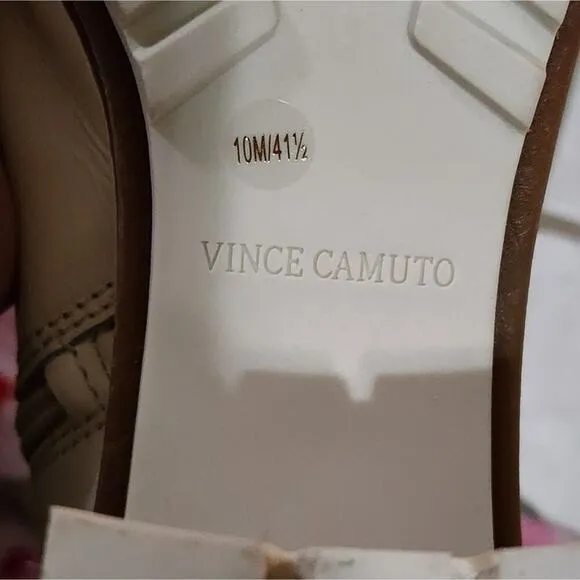 Vince Camuto Cream Lug Sole Hiking Combat Donenta Block Heel Bootie Boots Sz 10
