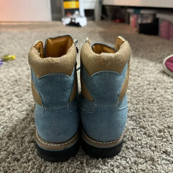 Vintage 90’s Blue Hiking Boots