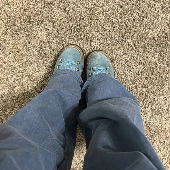 Vintage 90’s Blue Hiking Boots
