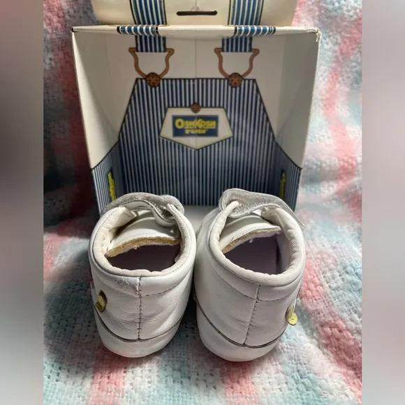 Vintage Oshkosh B’gosh Baby Shoes Size 2
