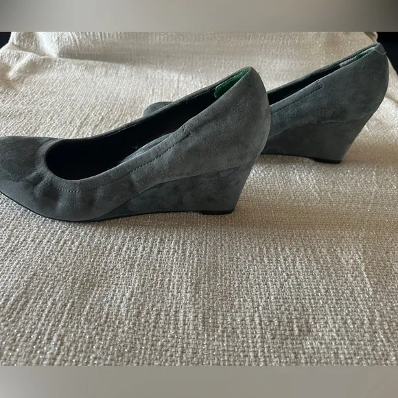 Vionic Camden Womens Pumps Gray Wedge Heel Dress Formal Work Evening Shoes