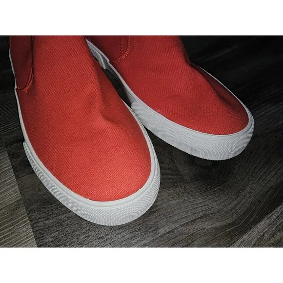Vionic Groove Womens 9 US Slip On Sneakers Casual Canvas Comfort Shoe Poppy