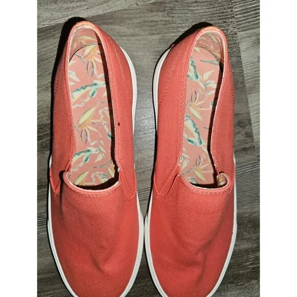 Vionic Groove Womens 9 US Slip On Sneakers Casual Canvas Comfort Shoe Poppy