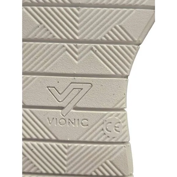 Vionic ladies Tucker sneakers Nwb