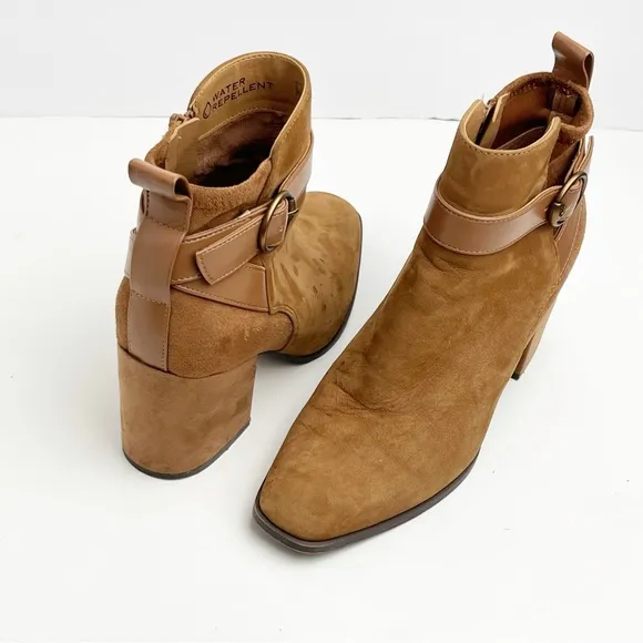 VIONIC Tenley Tan Suede Side Zipper Block Heel Arch Support Ankle Booties