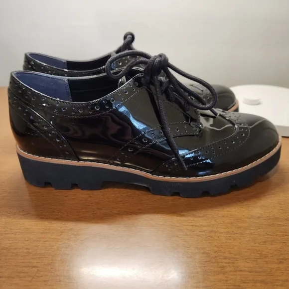Vionic Womens Charm Alfina oxford Comfort Lace Up Loafers Women's size 6