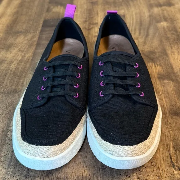 Vionic Women’s Essence Jovie Women's Canvas Casual Elastic Lace Sneaker BLK Sz 7
