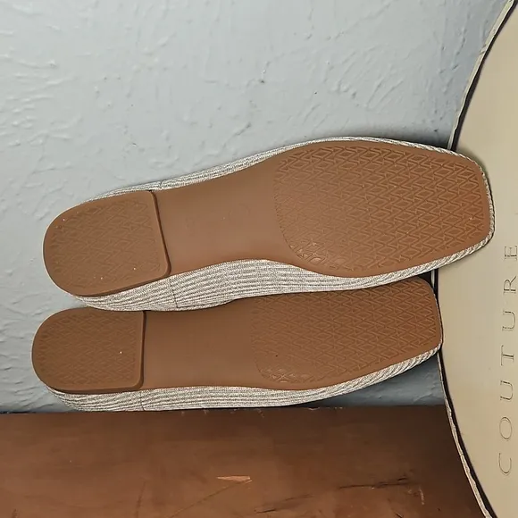 VIVAIA Women's Cream Comfy Walking Flats