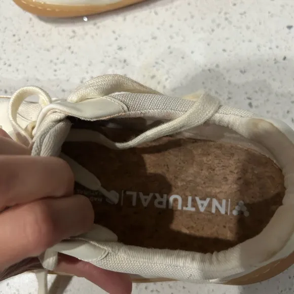 VivoBarefoot 44 Cream Casual Sneakers with Gum Sole
