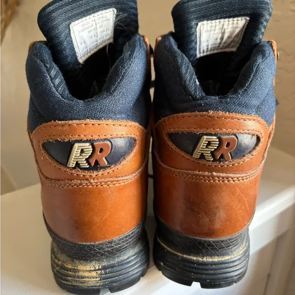 VTG 90s Raichle Swiss Hiking Mountaineering Leather Boots Mens 6 - Women’s 7.5