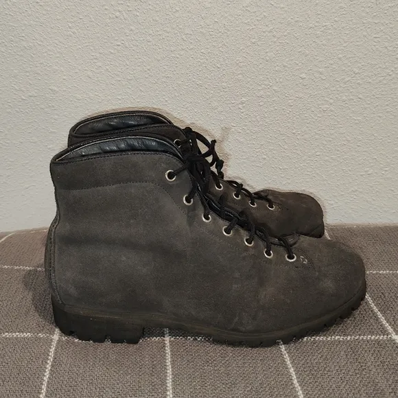 Vtg Pivetta Italian Leather Hiking Boots Vibram Sole