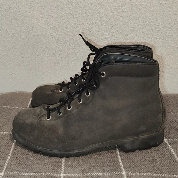 Vtg Pivetta Italian Leather Hiking Boots Vibram Sole