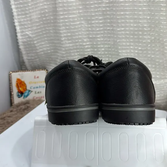(W4) Unisex TredSafe Black Comfort Lace-Up Casual Work Shoes Size M 12 /W 13 w