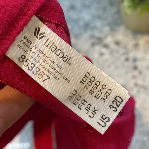 Wacoal bundle of 3 bras underwire support all size 32 D. All in like new