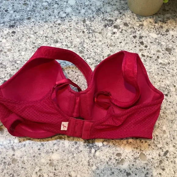 Wacoal bundle of 3 bras underwire support all size 32 D. All in like new