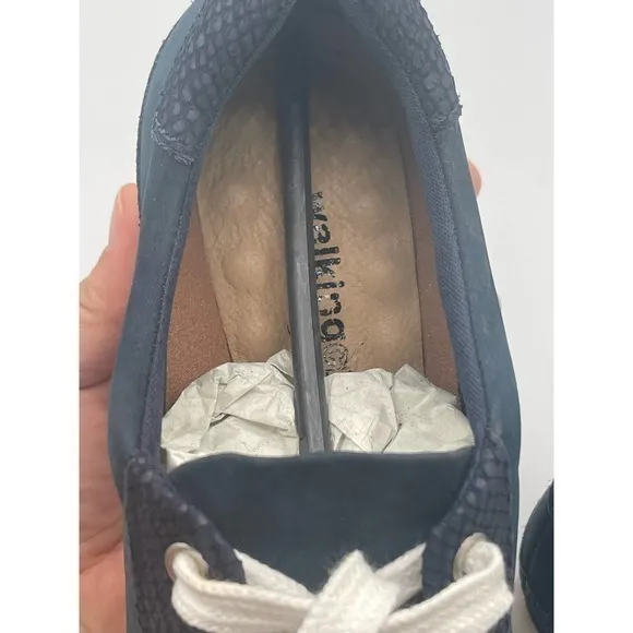 Walking Cradles Navy Leather Dylan Nubuck Sneaker - Women‎ Size 7