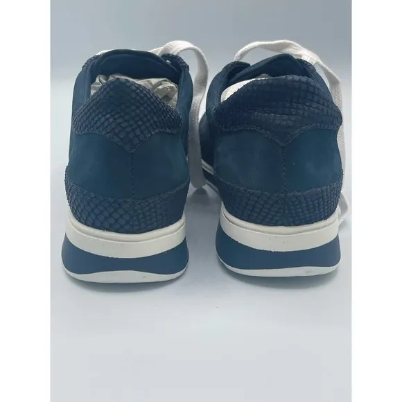 Walking Cradles Navy Leather Dylan Nubuck Sneaker - Women‎ Size 7