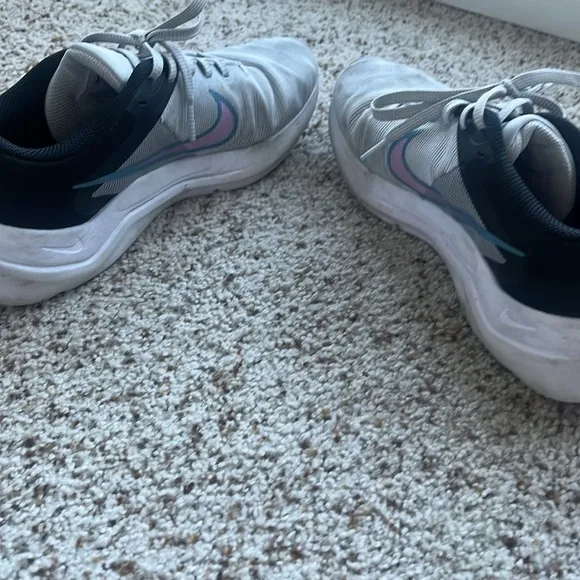 well worn nike running shoes
