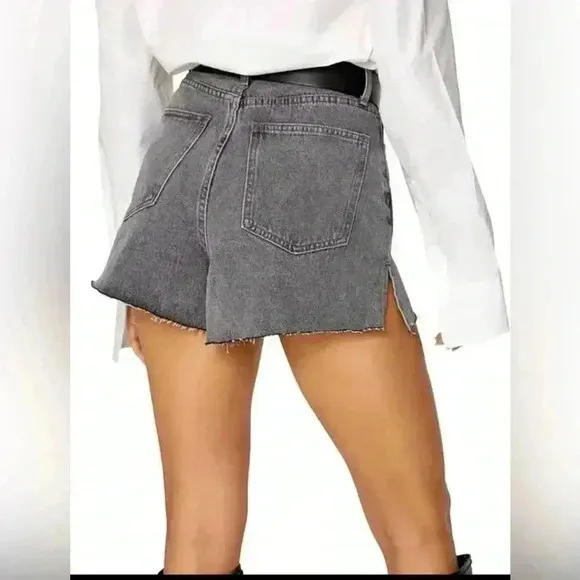 Weworewhat - Boyfriend Raw-Edge Denim Shorts NWT