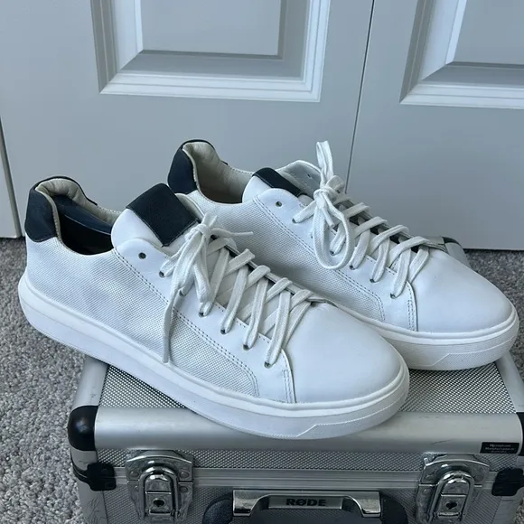 White Low-Top Sneakers with Rubber Sole
