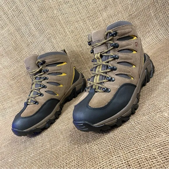 Wolverine Boots Midcut Hiking Brown   Leather Waterproof Huck Size 7M