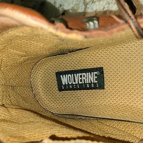 WOLVERINE Steel Toe Work Boots mens sz.11M (#1070)oil resistant. Leather.