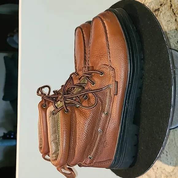 WOLVERINE Steel Toe Work Boots mens sz.11M (#1070)oil resistant. Leather.