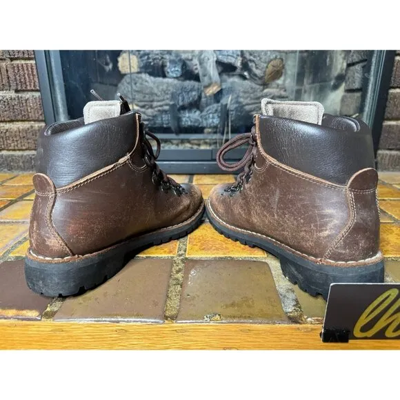 Womans 6.5 Alico Mountaineering Premium Italian Leather Vibram Sole Hiking Boots