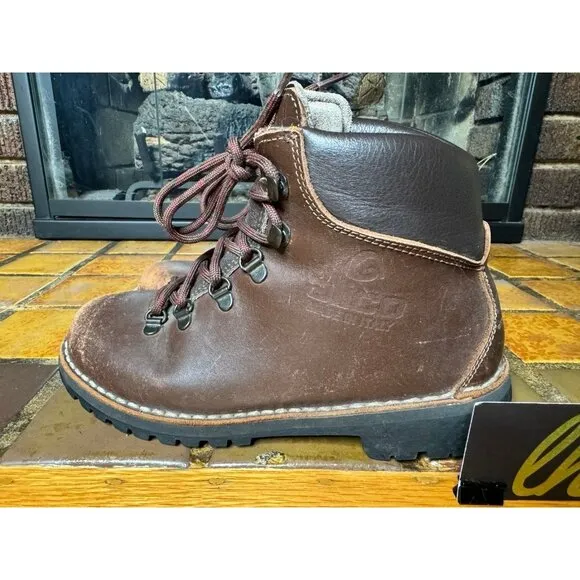 Womans 6.5 Alico Mountaineering Premium Italian Leather Vibram Sole Hiking Boots