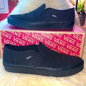 WOMEN VANS BLACK CANVAS SHOES