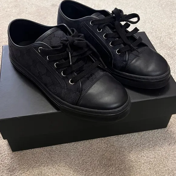 Women’s Gucci Black Sneakers