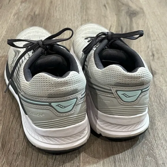 Women’s SAUCONY 10.5 Echelon 8 PWR Run Support Frame Running Shoes Great Shape!