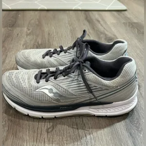 Women’s SAUCONY 10.5 Echelon 8 PWR Run Support Frame Running Shoes Great Shape!