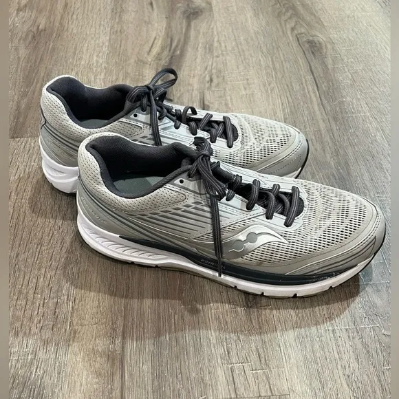 Women’s SAUCONY 10.5 Echelon 8 PWR Run Support Frame Running Shoes Great Shape!