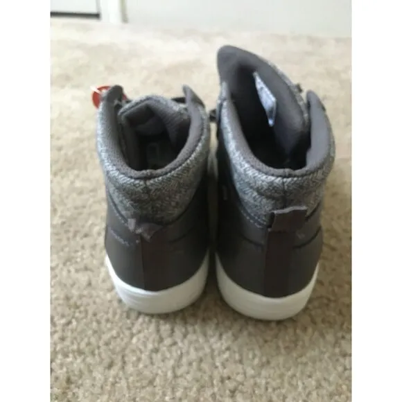 Wonder Nation Boys Casual Athletic High Top Sneakers Shoes Gray Size 2