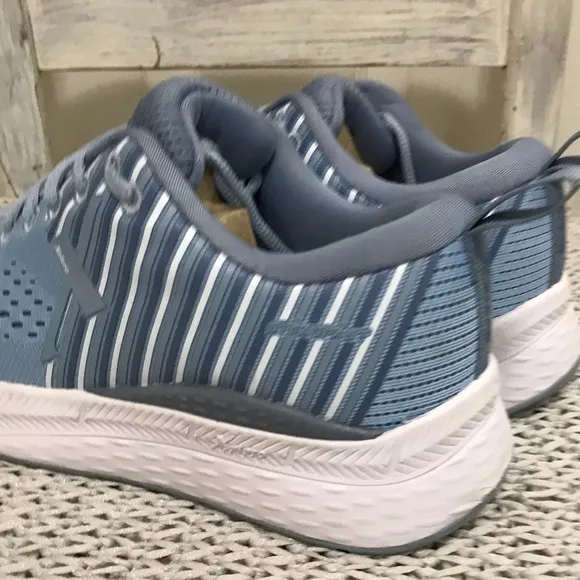 Xelero Steadfast Women’s Sneakers Periwinkle