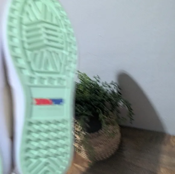 Xtratuf Canvas Sharkbyte Deck Shoe Tan Size 7