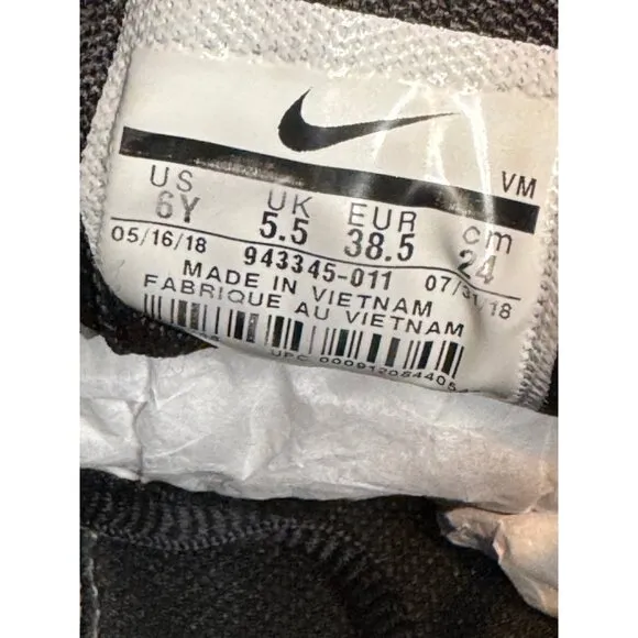 Youth 6 Nike Air Max 270 GS Black Volt Athletic Running Shoes 943345-011