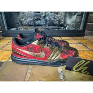 Youth 7y Nike Kobe Mentality Iron Man Red Gold Basketball Shoes 705387-008