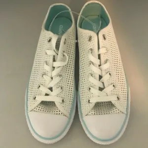 Youth Converse Casual Shoes Sneakers Size 5