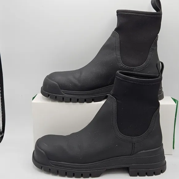 Zara 1&quot; Platform Chelsea Ankle Rainboots Size 38 Euro  US 7.5  Black