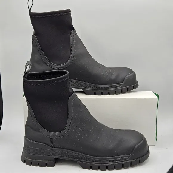 Zara 1&quot; Platform Chelsea Ankle Rainboots Size 38 Euro  US 7.5  Black
