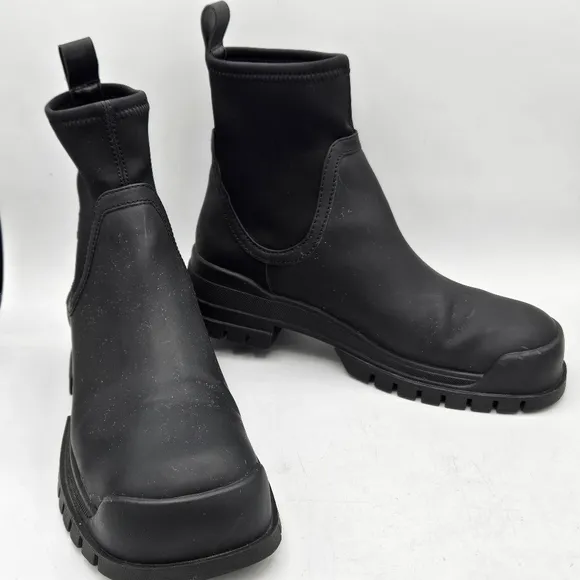 Zara 1&quot; Platform Chelsea Ankle Rainboots Size 38 Euro  US 7.5  Black