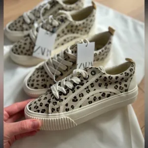 ZARA leopard print sneakers 3462/330
